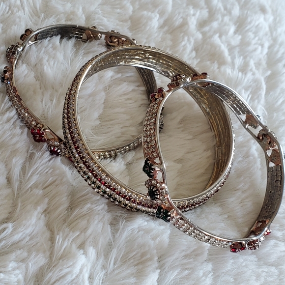 Bangles - Picture 3 of 3